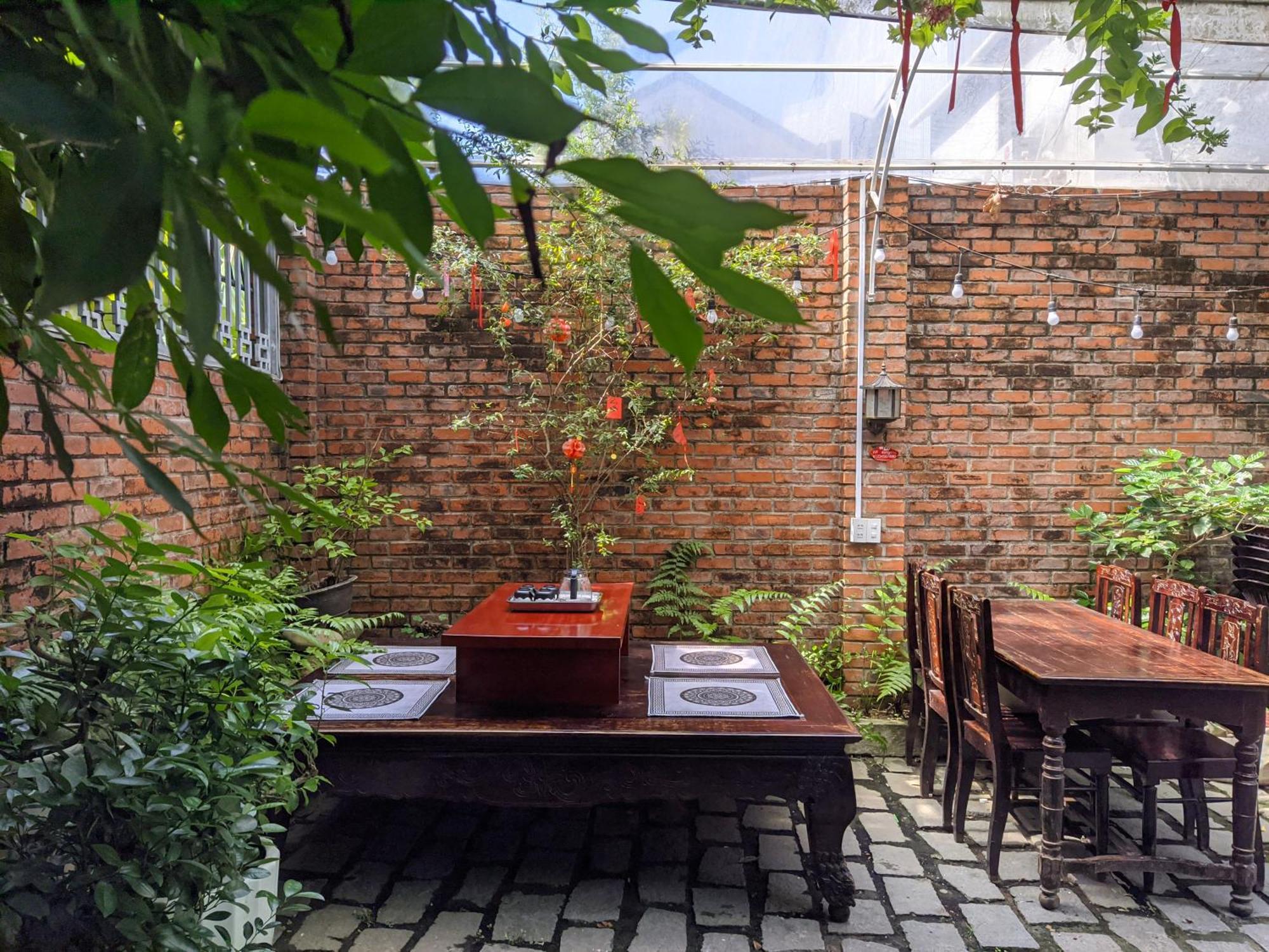 Q'Tropical Garden Homestay Хюэ Экстерьер фото
