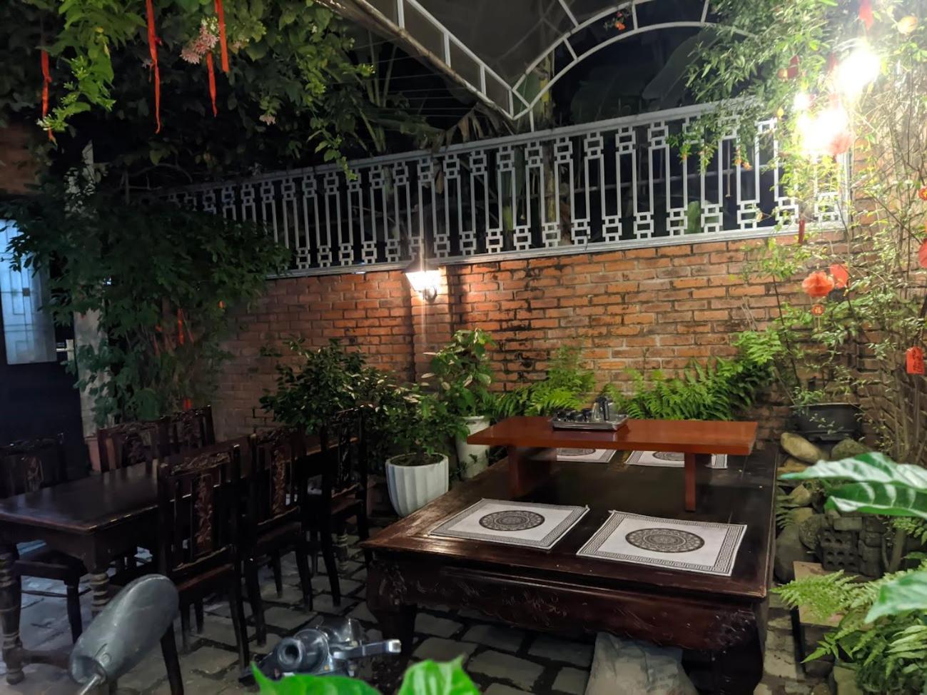 Q'Tropical Garden Homestay Хюэ Экстерьер фото